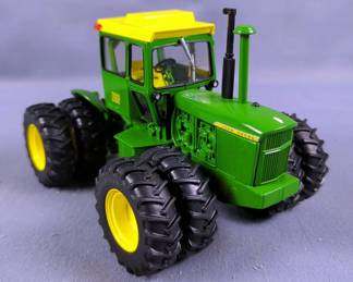 Ertl Britains 1/32 Scale 2003 National Farm Toy Show John Deere 7020 Die Cast Tractor Replica