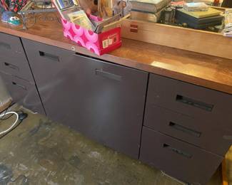 Metal vintage desk with storage drawers