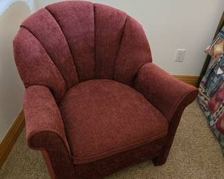 Nice Clean Accent Chair