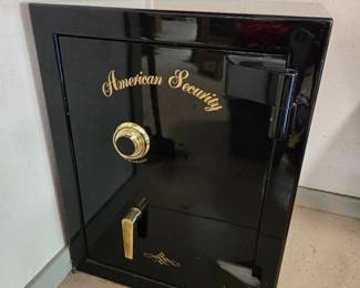 American Security AMSEC 2 Hr Fire Resistant Safe (32" X 25" X 25.5")