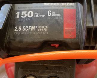 Air compressor 6 gallon, 150 psi & air chucks