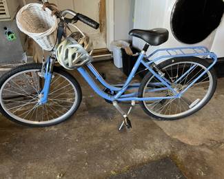 Schwinn ladies 7 speed, handle brake cruiser & helmet
