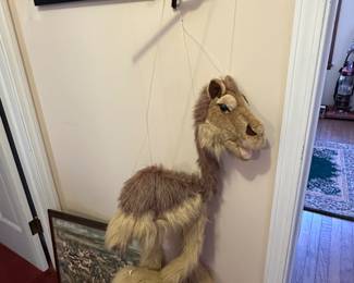 Camel marionette!