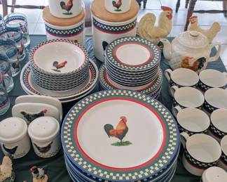 Farm Chicken Plate Set