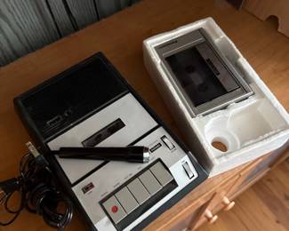 Milovac Cassette Recoder Player