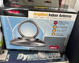 RCA Amplified Indoor Antenna