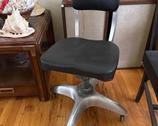 Black Vinyl aluminum Swivel chair