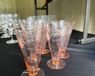 pink depression glass parfait glasses
