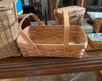 Longaberger gathering basket