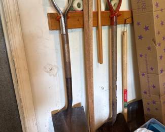 Outdoor Garden Shovels