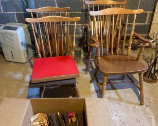 spindle back dining chairs