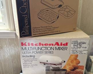 KitchenAid Mixer in Box - the Pampered Chef Rectangle Server