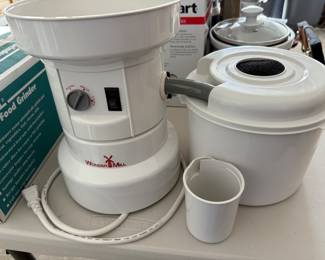 Wheat/Grain mill/grinder for heavy flour for baking