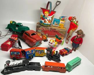 158 Vintage Toy Selectionmin