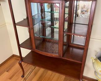 158 Vintage Bow Front Mahogany Display Cabinetmin