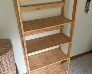 158 Wooden Bookshelfmin