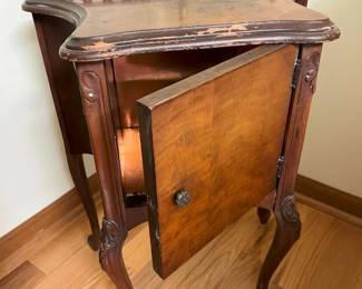 158 Antique Tobacco Chestmin