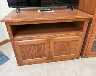 158 Oak Storage Entertainment Unitmin