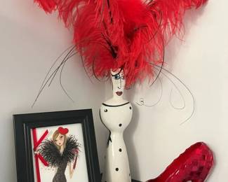 158 Lady In Red Decor Samplermin