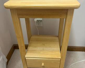 158 Modern Oak 1Drawer Side Tablemin
