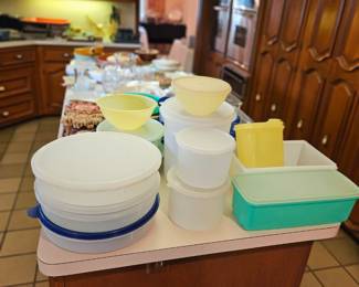 Vintage tupperware
