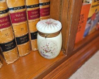 This is a Victorian era Cigar humidor… the lid of this ceramic hand painted antique has a special feature which will be explained IN PERSON at the estate sale!!!