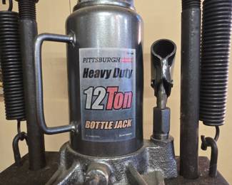 Central Hydraulics 12 Ton Bearing Press