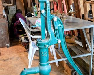 Vintage The Deming Co Cast Iron Water Pump