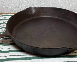 Griswold Large 14 Vintage Antique Cast Iron Skillet