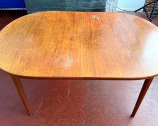 MCM Dining Room Table