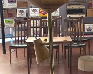 MidCentury Pole Lamp For Restoration