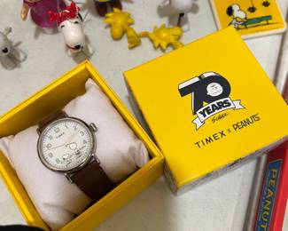 Timex Standard Peanuts Watch (New in Box)