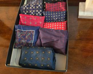 Men's pocket squares - dress up in style!!
