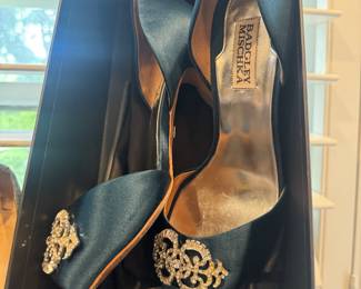 Women's Badgley Mischka Rhinestone Open Toe Heels
Size 8-1/2