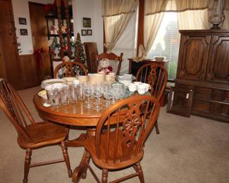 Oak Dining Table and Chairs