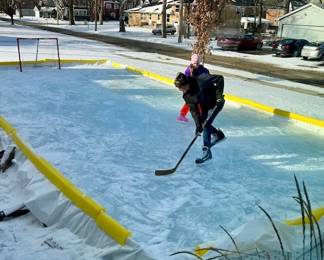 20' x 30' Ice Rink includes, Side Wall Boards, Foam Covers, Liner for ice.
