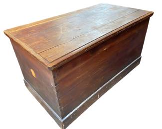 Large pine rolling trunk
Located at store- no appointment needed