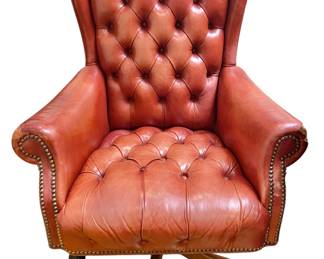 Leather tufted desk chair
Located in Houma- appointment needed