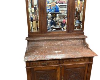 Antique dresser with pivot mirrors
Located at store- no appointment needed