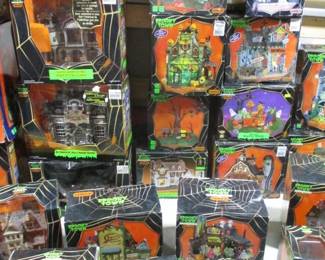 Lemax  Spooky Town Halloween Village