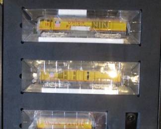 ScaleTrains.com "Museum Quality Sets"