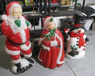 Vintage Mr. & Mrs. Santa Clause Blow Mold Set.