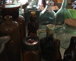 Asst bottles and vases 
Medicine bottles 