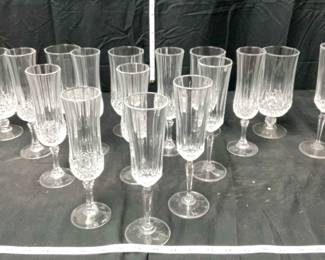 16 Piece Collection of Crystal Wine Glasses Stemware