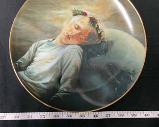 4 Decorative Wall Plates