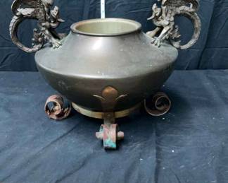 Large Bronze Japanese Dragon Oil Lamp