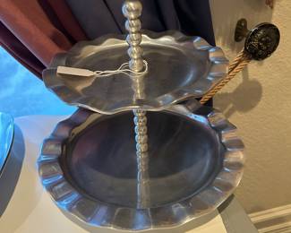 Artimino 2 Tier Heavy Metal Serving Piece excellent condition