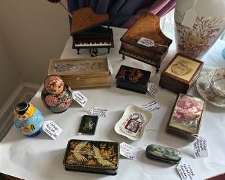 Vintage / Antique Music boxes; Palikh Russian Lacquer “Folk Art” boxes, Jay Strongwater Swarovski Enamel Frog Double Travel picture frame
