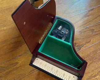 Reuge Grand Piano “Teach your Children”, by Graham Nash. Mint Condition