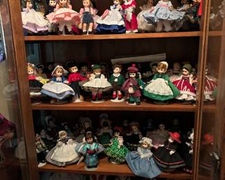 Huge Madam Alexander doll collection - with boxes!!